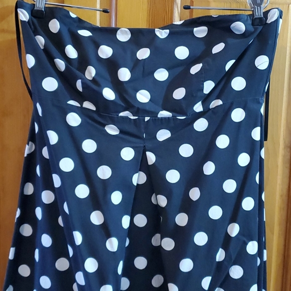 Strapless Ballon Hem Dress - Picture 3 of 6